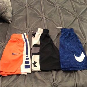 Boys short bundle size 8 (S)